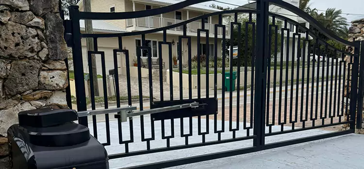 Swing Gate Opener with Keypad Griffith